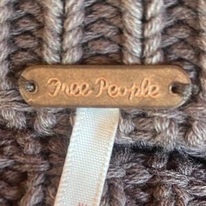 Free People size small, chunky cable knit staple sweater